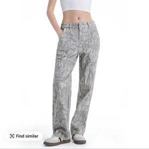 Womens camo pants NEW✨✨